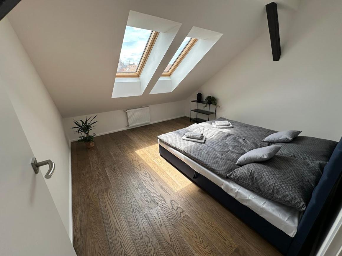 Loft Apartments Praga Exterior foto