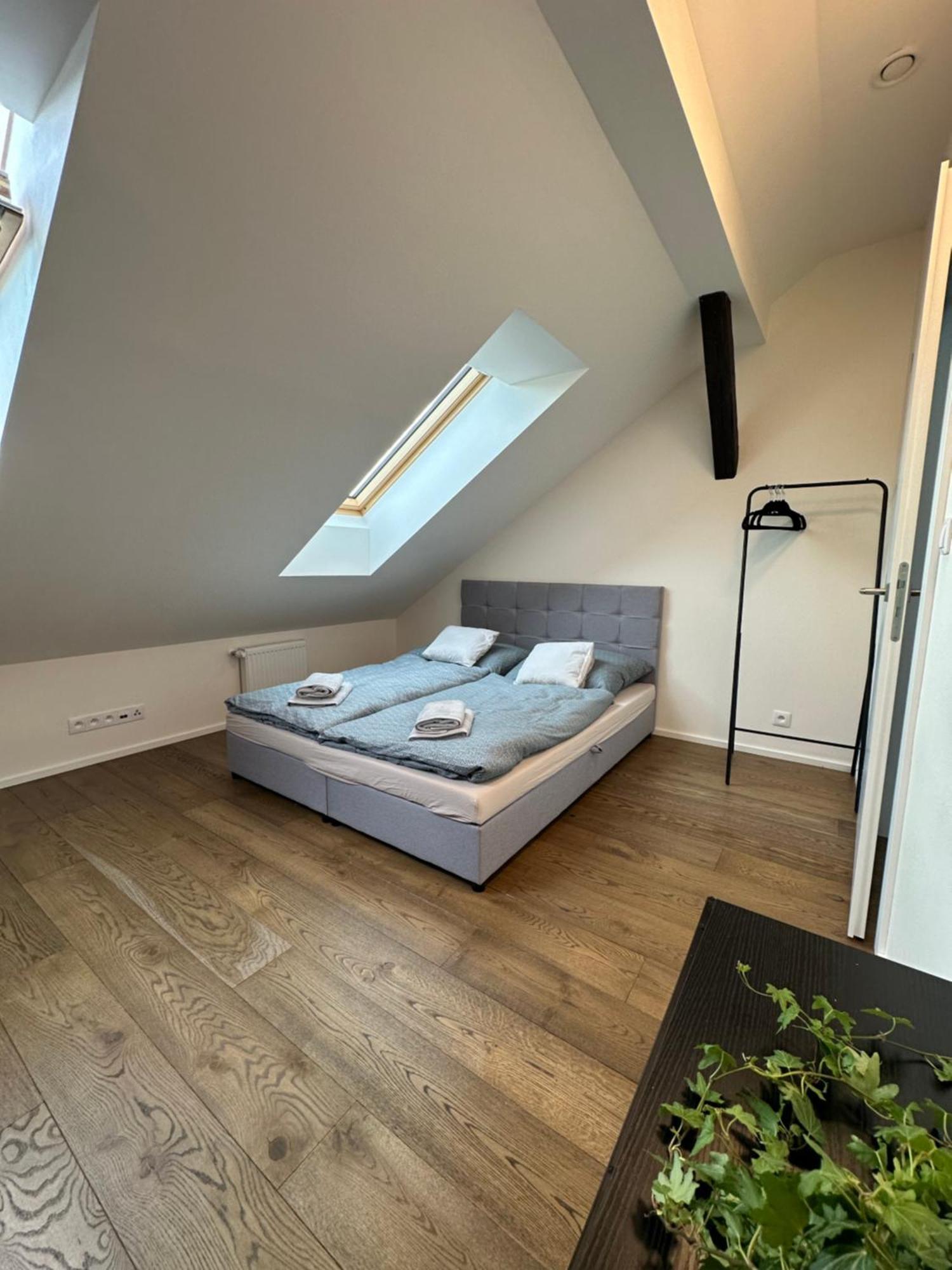 Loft Apartments Praga Exterior foto